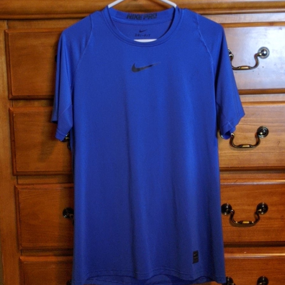 Nike dry fit shirt